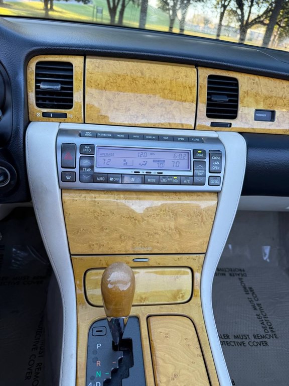 2003 Lexus SC Image 38