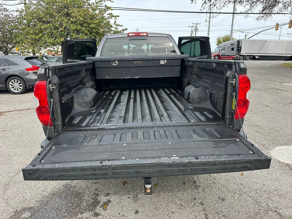 2018 Toyota Tundra Image 12