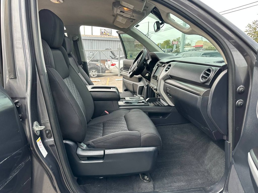 2018 Toyota Tundra Image 21