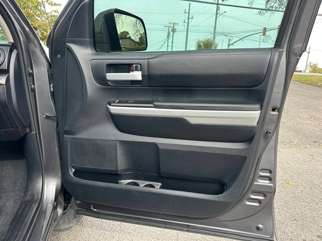 2018 Toyota Tundra Image 24