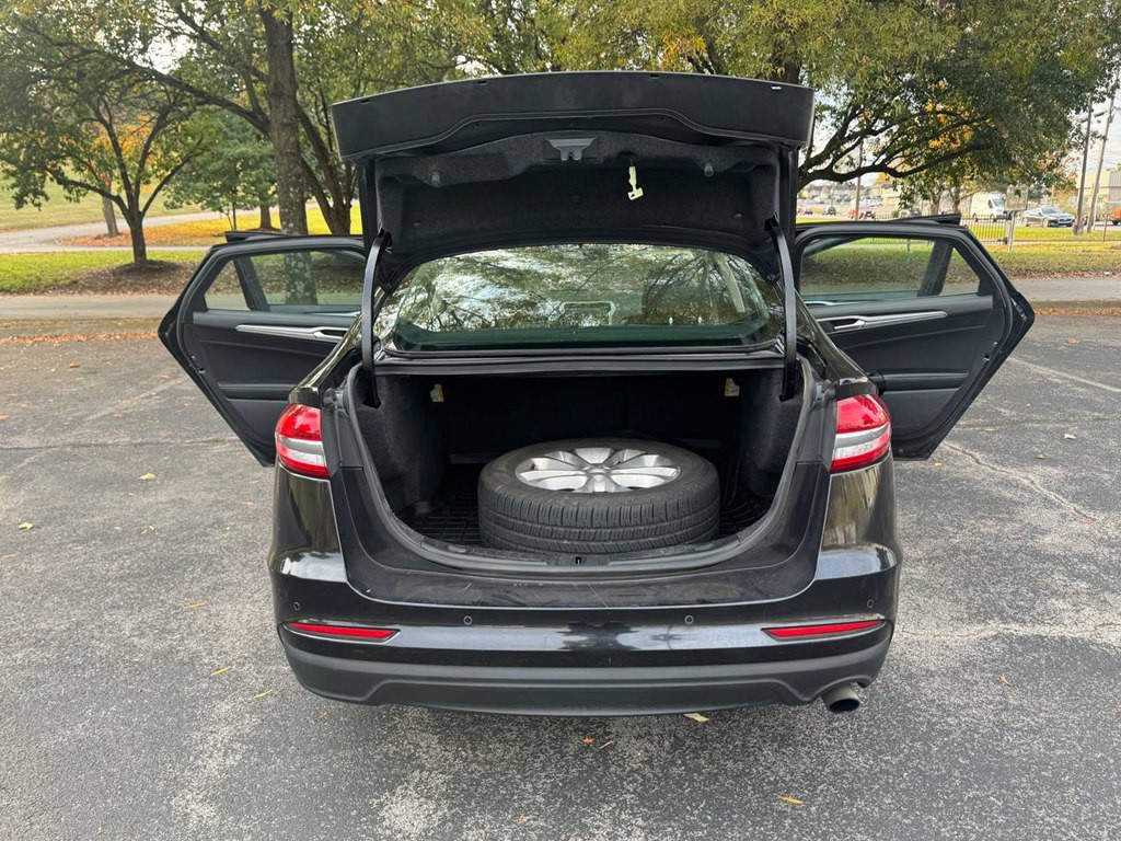 2020 Ford Fusion Image 7