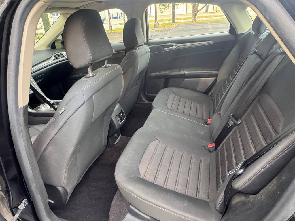 2020 Ford Fusion Image 21