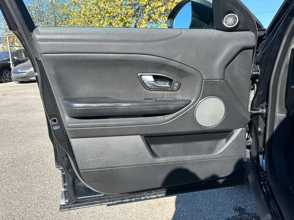 2017 Land Rover Range Rover Evoque Image 15