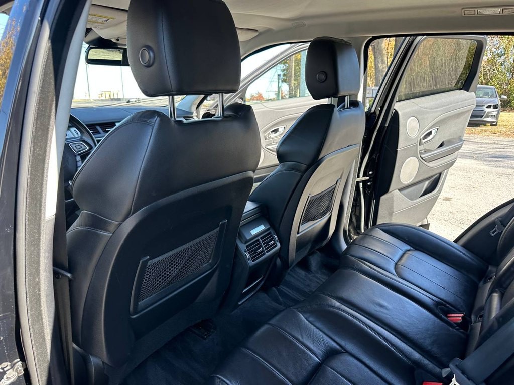 2017 Land Rover Range Rover Evoque Image 17