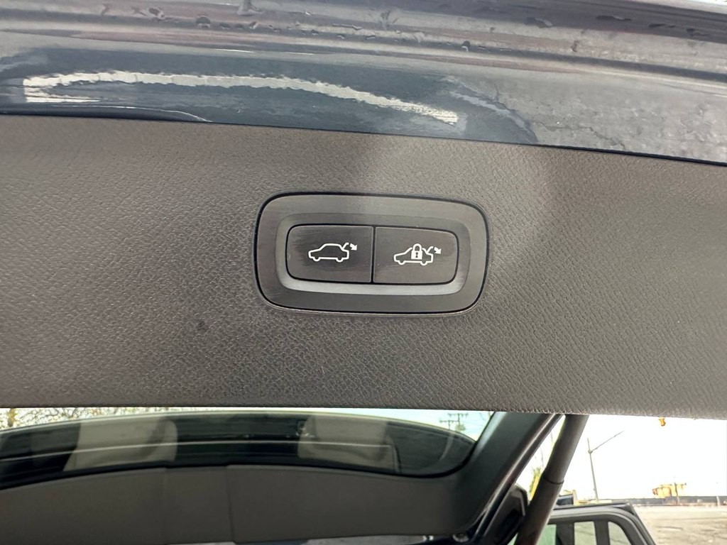 2018 Volvo XC90 Image 13