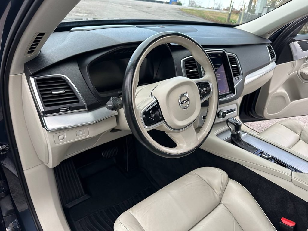 2018 Volvo XC90 Image 18