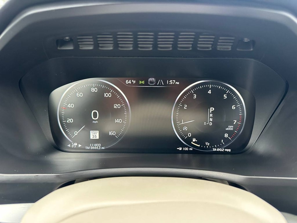 2018 Volvo XC90 Image 40