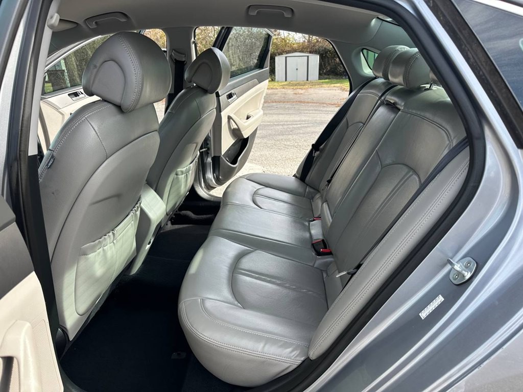 2016 Hyundai Sonata Image 16