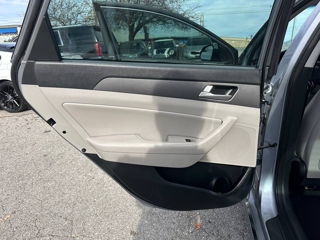 2016 Hyundai Sonata Image 20