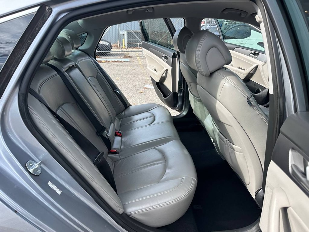 2016 Hyundai Sonata Image 21
