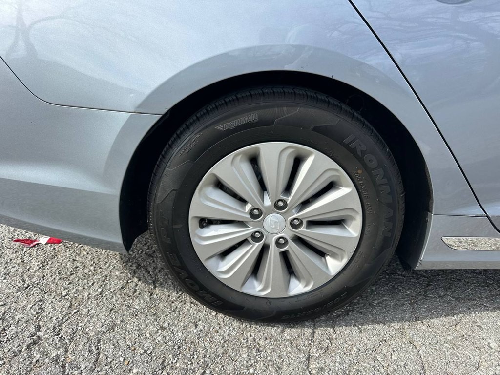 2016 Hyundai Sonata Image 27