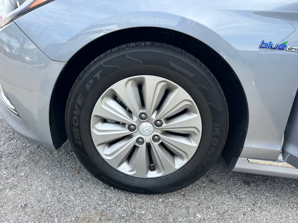 2016 Hyundai Sonata Image 29