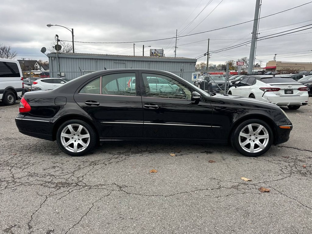 2008 Mercedes-Benz E-Class Image 4