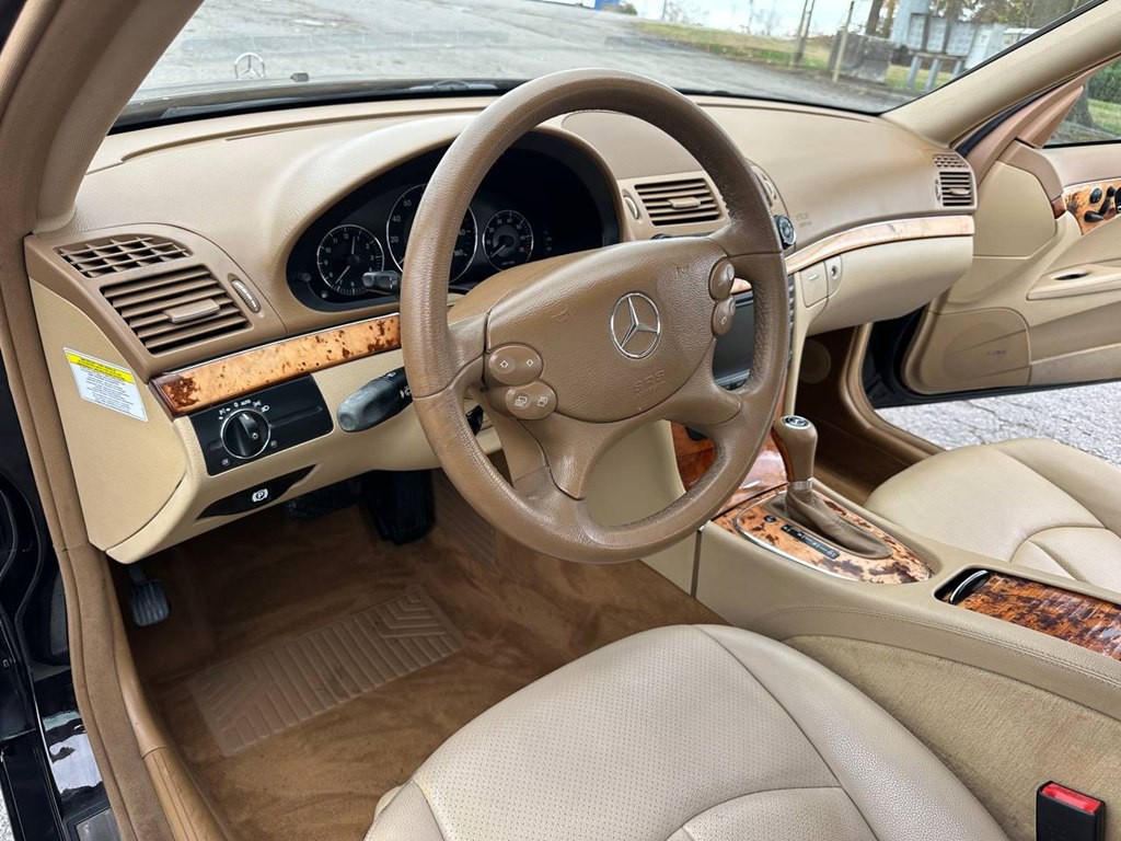 2008 Mercedes-Benz E-Class Image 13