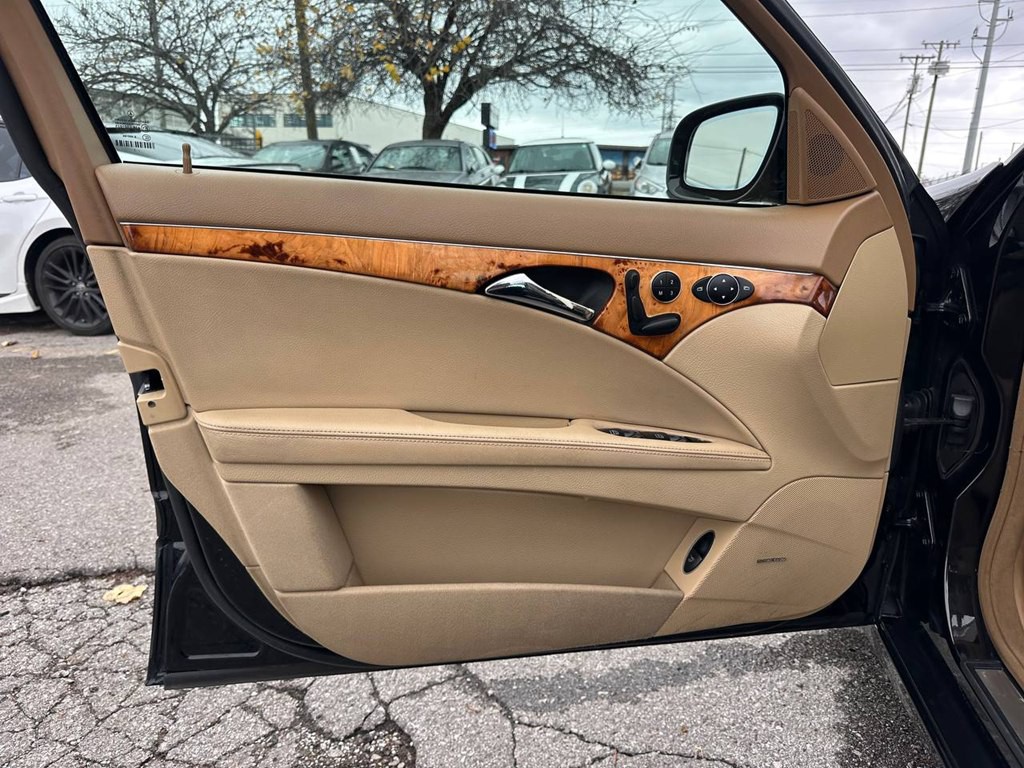 2008 Mercedes-Benz E-Class Image 15