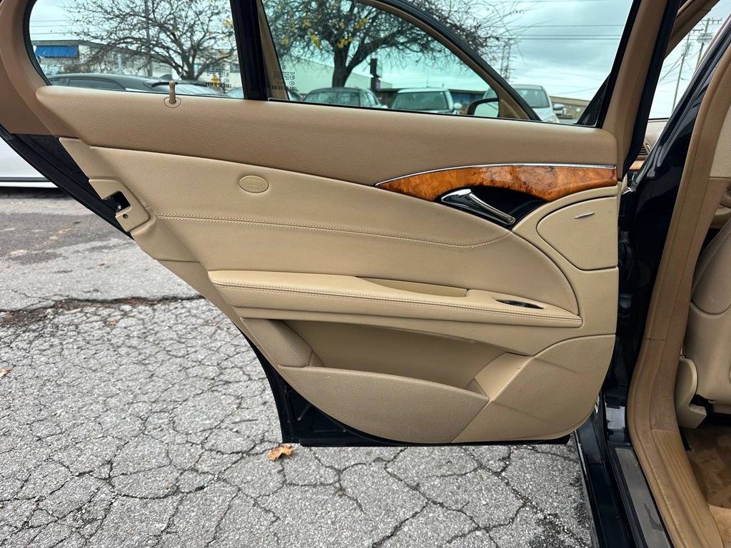 2008 Mercedes-Benz E-Class Image 18