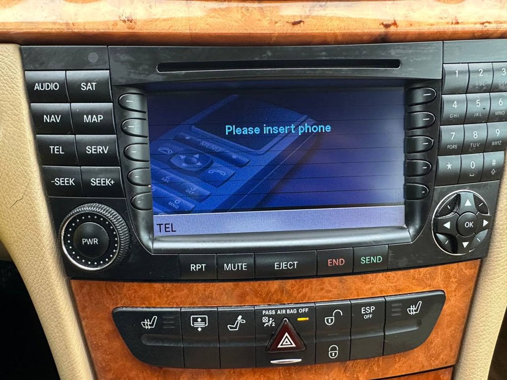 2008 Mercedes-Benz E-Class Image 35