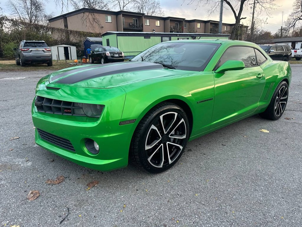 2011 Chevrolet Camaro Image 2