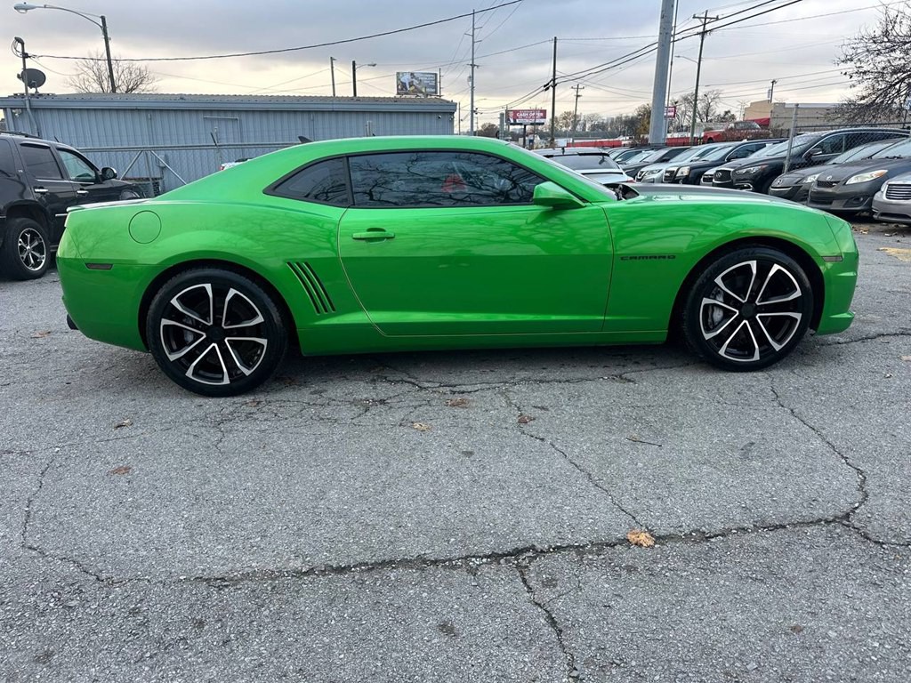 2011 Chevrolet Camaro Image 5