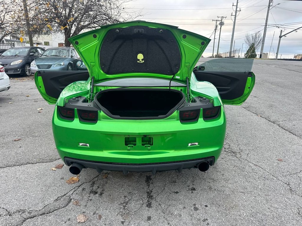 2011 Chevrolet Camaro Image 12