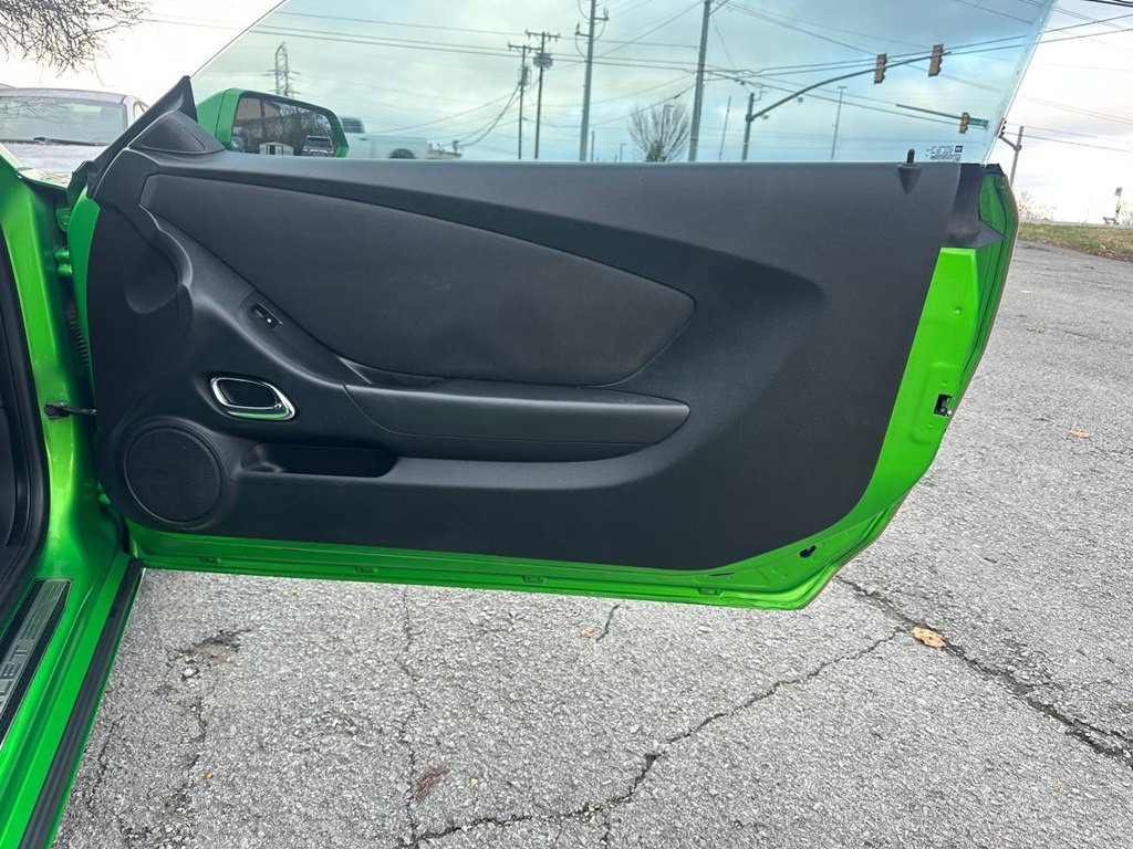 2011 Chevrolet Camaro Image 20