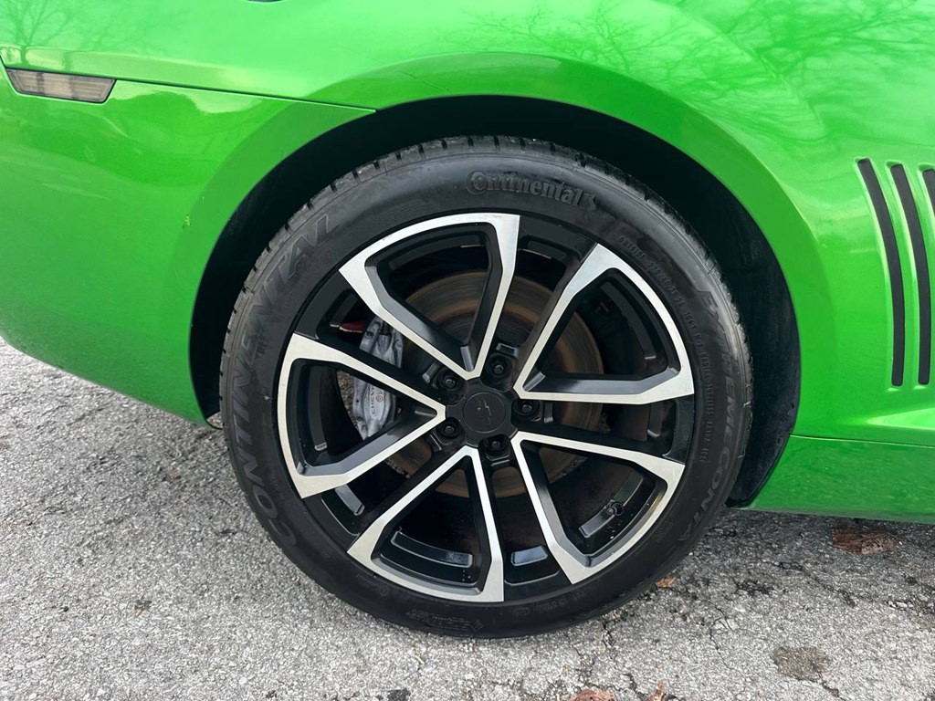 2011 Chevrolet Camaro Image 23