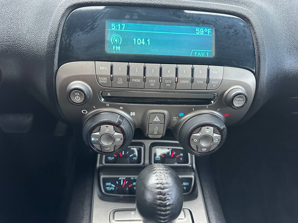 2011 Chevrolet Camaro Image 27