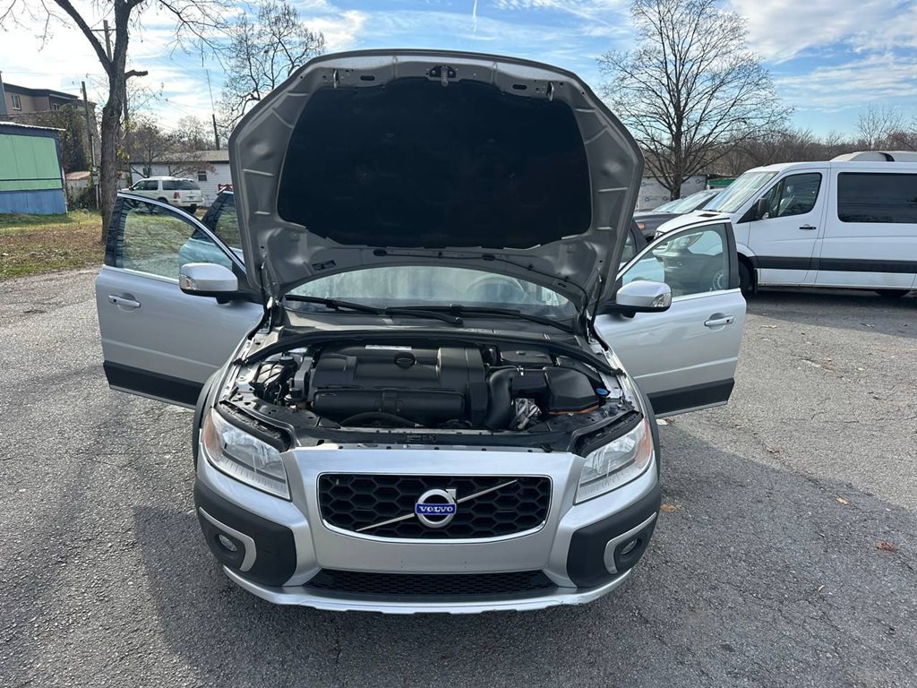 2014 Volvo XC70 Image 12