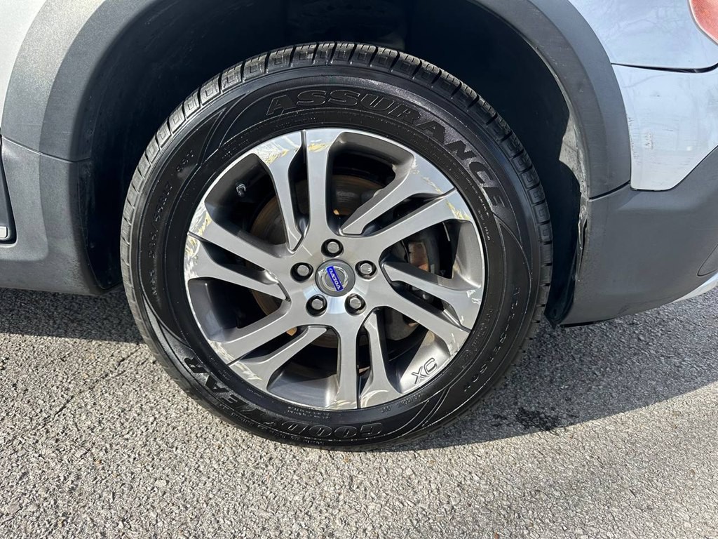 2014 Volvo XC70 Image 27