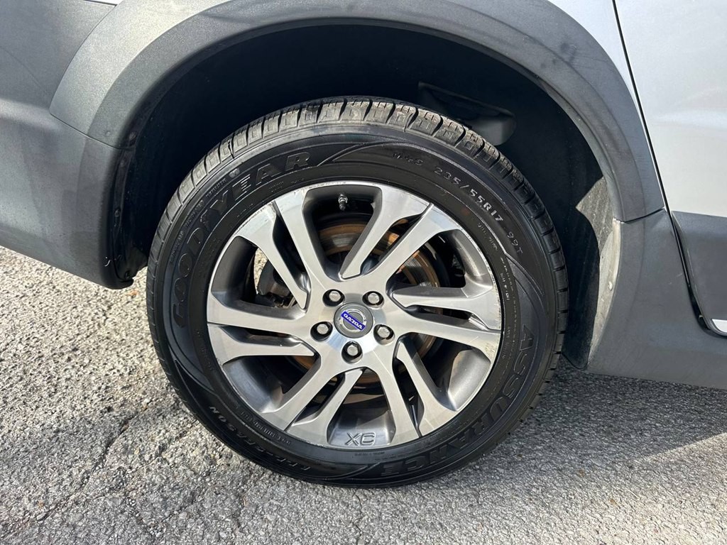 2014 Volvo XC70 Image 28