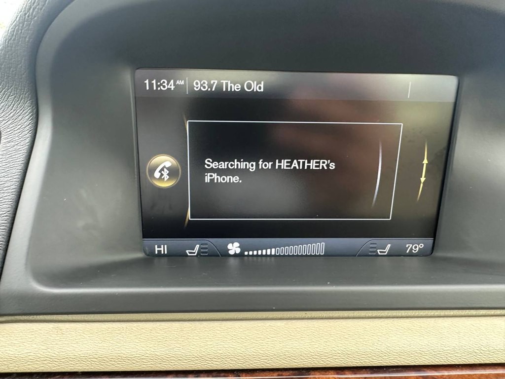 2014 Volvo XC70 Image 35