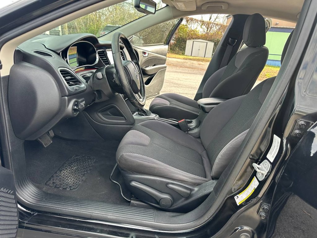 2014 Dodge Dart Image 13