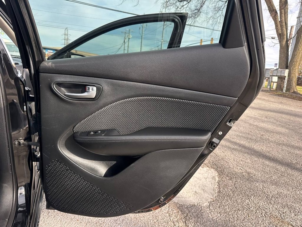 2014 Dodge Dart Image 22