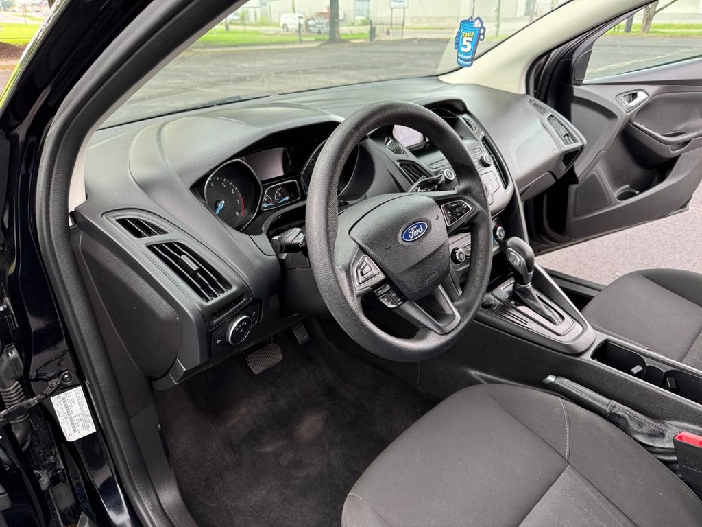 2018 Ford Focus Image 17