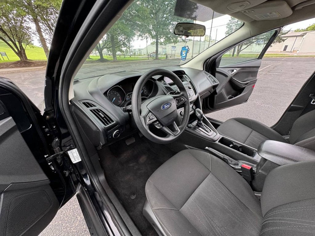 2018 Ford Focus Image 18