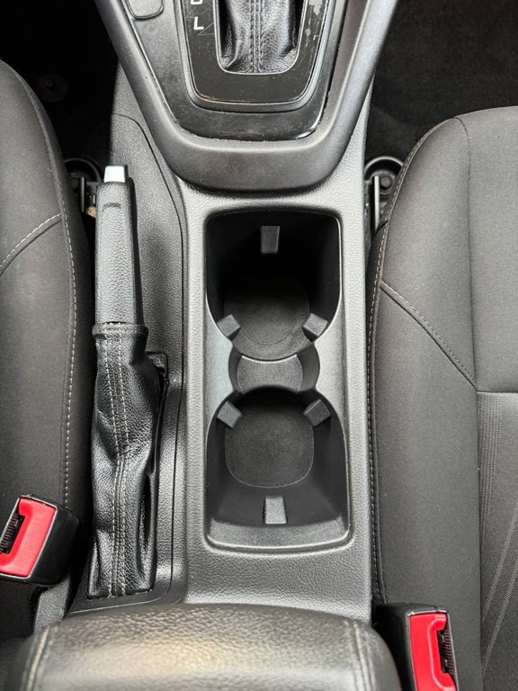 2018 Ford Focus Image 35