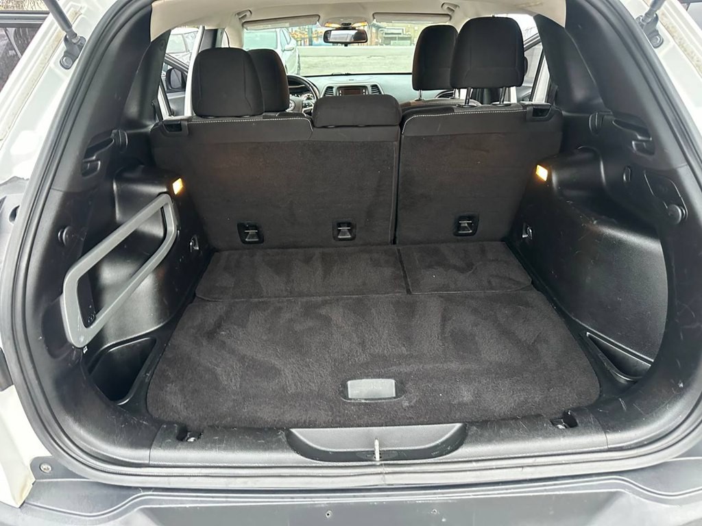 2015 Jeep Cherokee Image 14