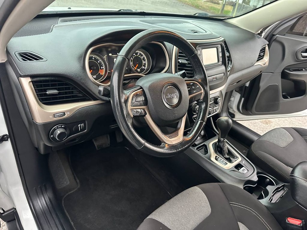 2015 Jeep Cherokee Image 15