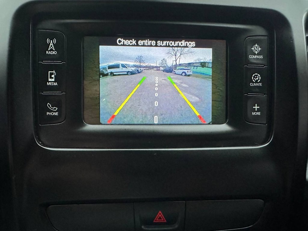 2015 Jeep Cherokee Image 30