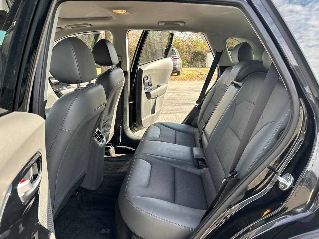 2017 Kia Niro Image 17