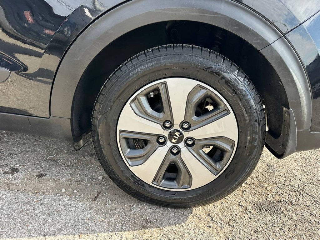 2017 Kia Niro Image 29