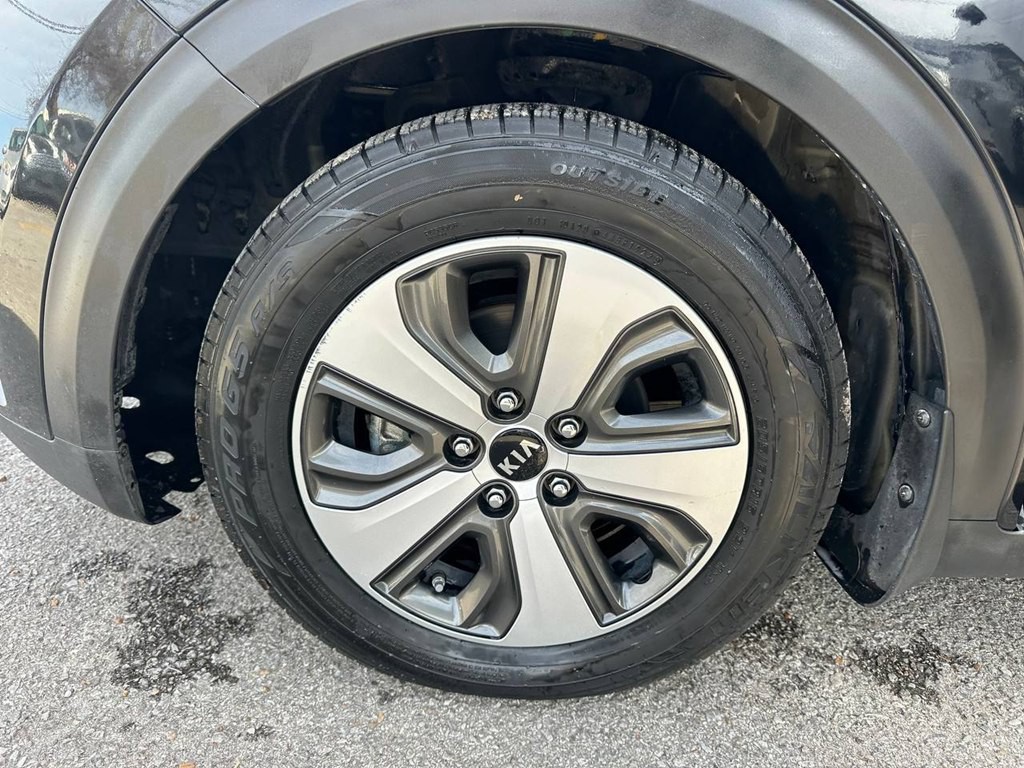 2017 Kia Niro Image 30