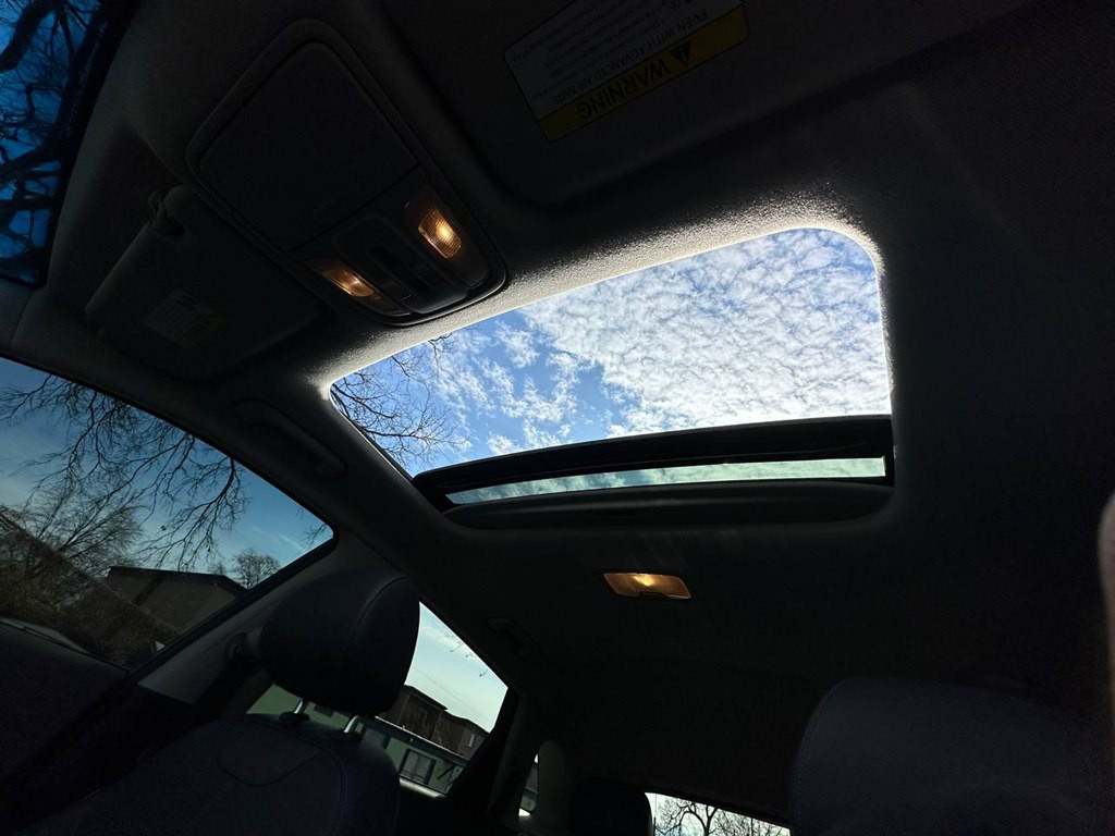 2017 Kia Niro Image 34