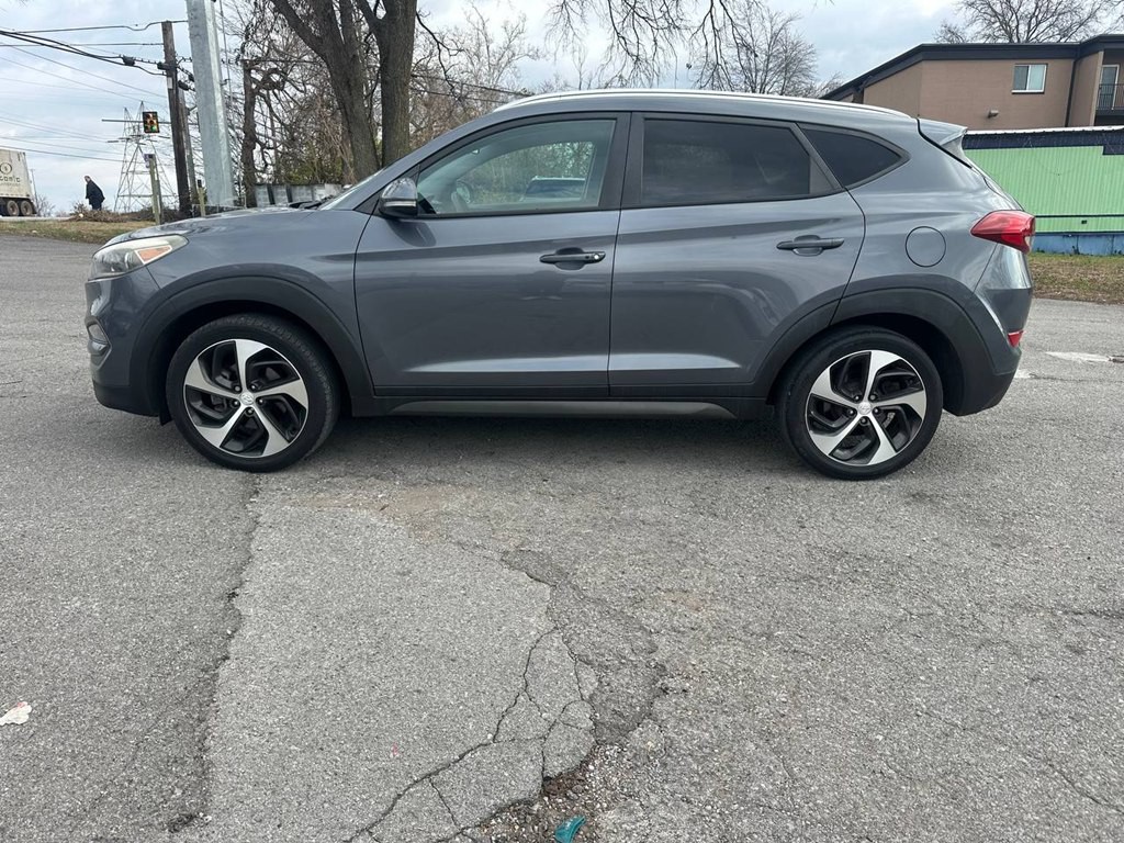 2016 Hyundai Tucson Image 8