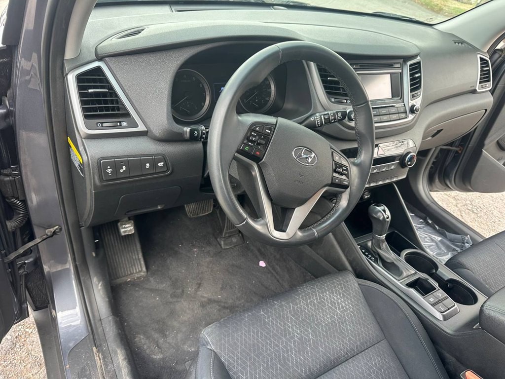 2016 Hyundai Tucson Image 25