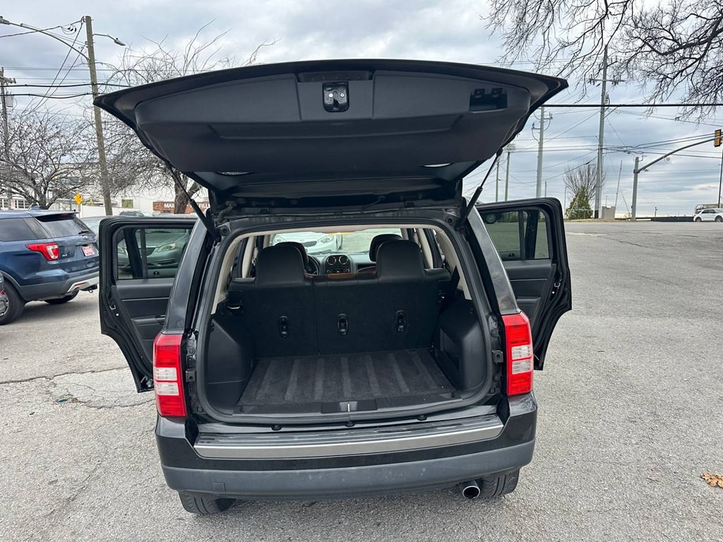 2016 Jeep Patriot Image 12