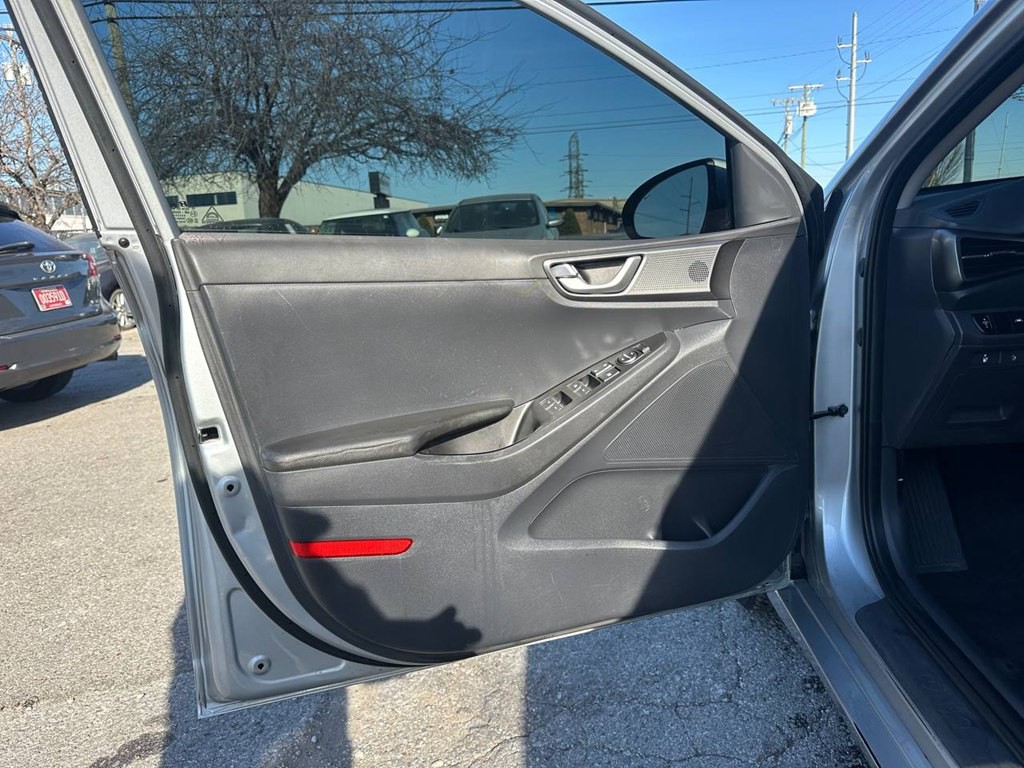 2020 Hyundai Ioniq Image 15