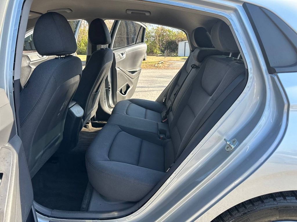 2020 Hyundai Ioniq Image 17