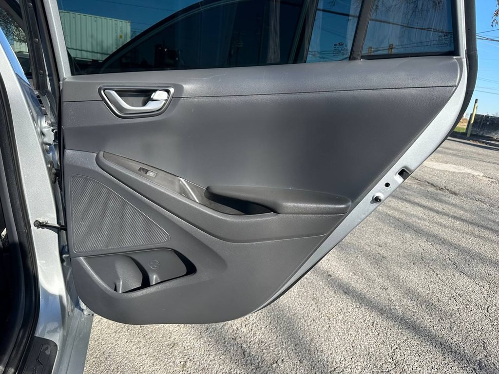 2020 Hyundai Ioniq Image 22