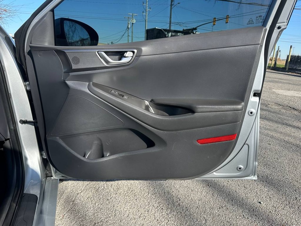 2020 Hyundai Ioniq Image 27